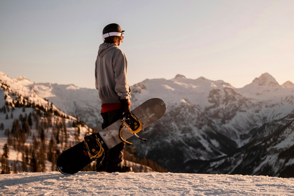 Snowsports Experiences, Distinctive Adventures, and Exhilarating Escapades
